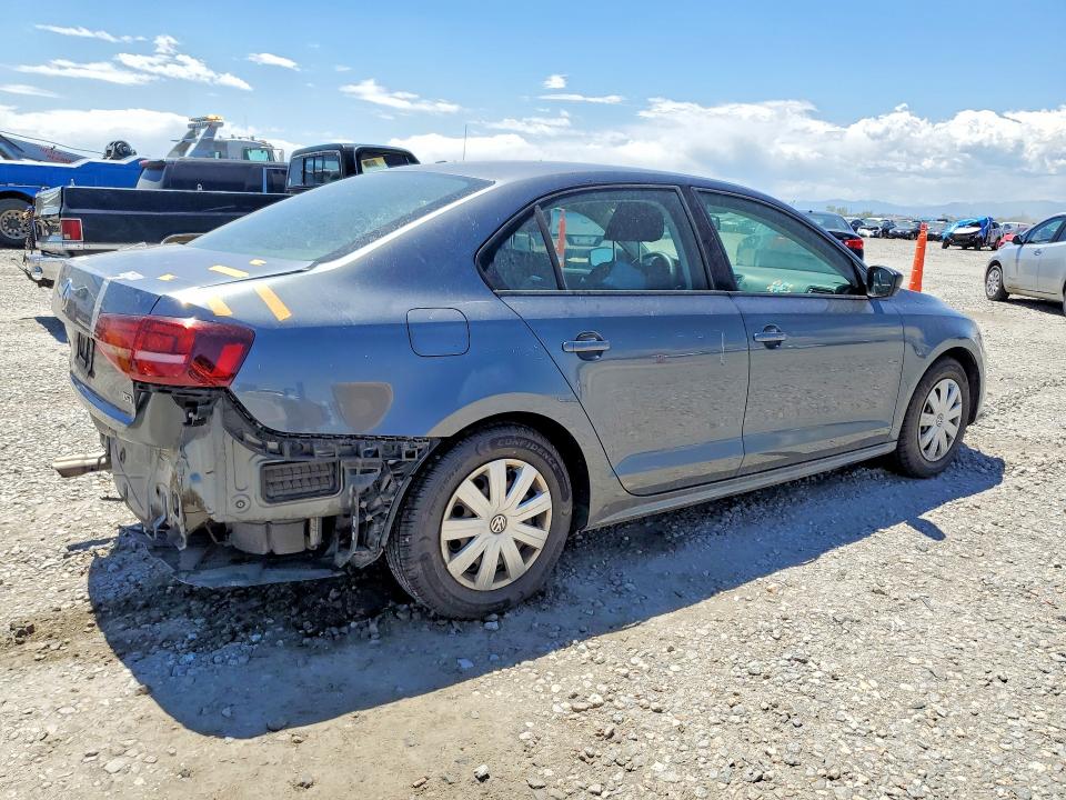 Photo 3 from auction – 2016 VOLKSWAGEN JETTA with VIN 3VW167AJ2GM276459