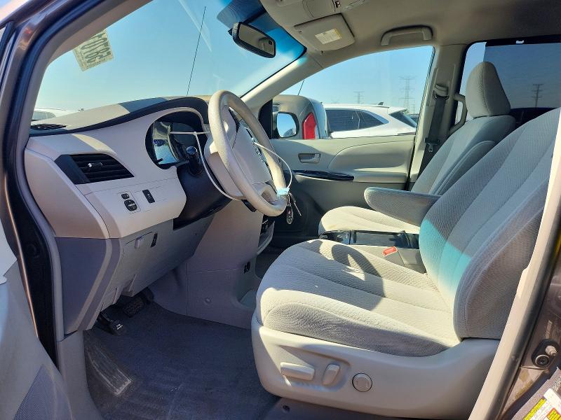 Photo 7 from auction – 2011 TOYOTA SIENNA with VIN 5TDKK3DC6BS107384
