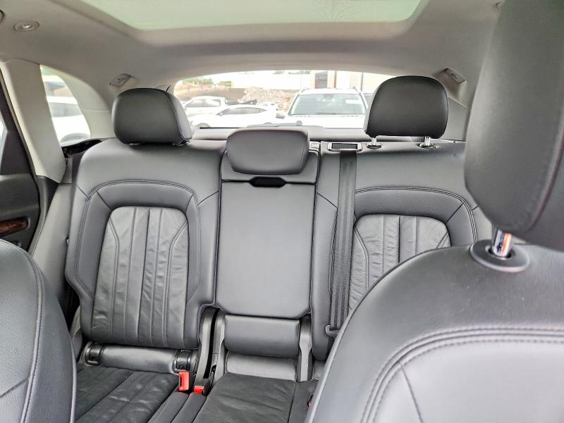 Photo 10 from auction – 2018 AUDI Q5 with VIN WA1ANAFY5J2011990