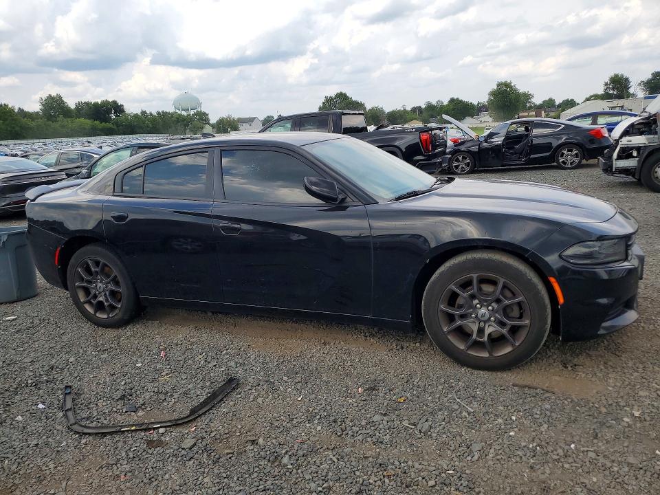 Photo 4 from auction – 2018 DODGE CHARGER with VIN 2C3CDXJG9JH316827