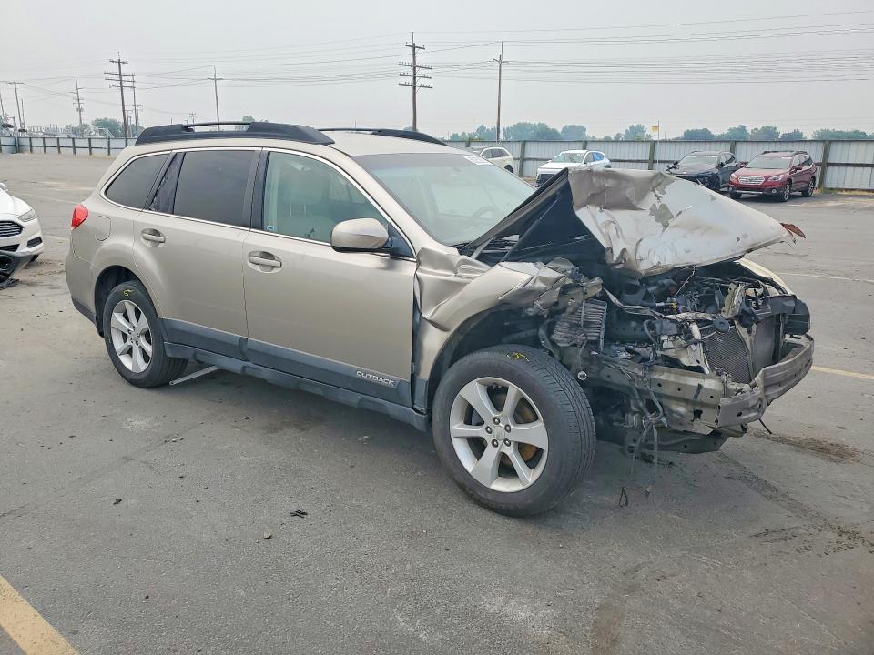 Photo 4 from auction – 2014 SUBARU OUTBACK with VIN 4S4BRBCC5E3231803