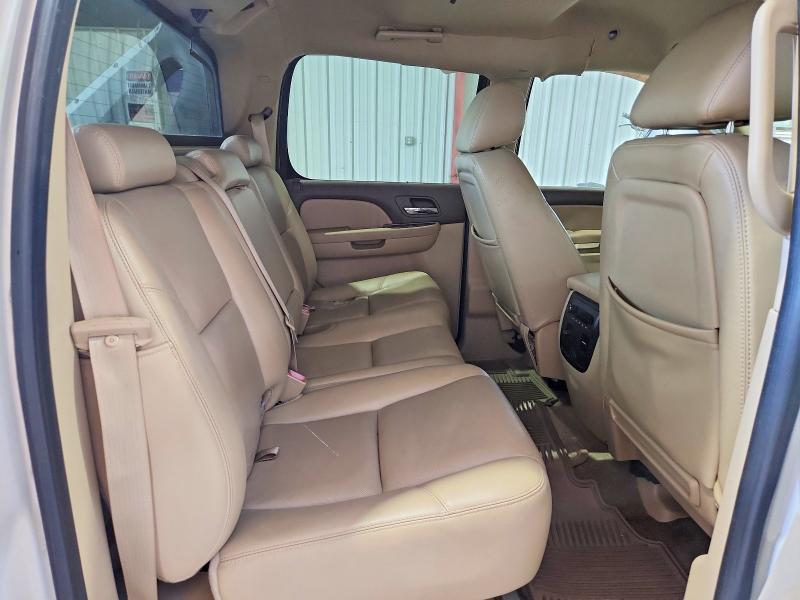 Zdjęcie 10 z aukcji – 2011 CHEVROLET AVALANCHE z VIN 3GNMCGE09BG404821