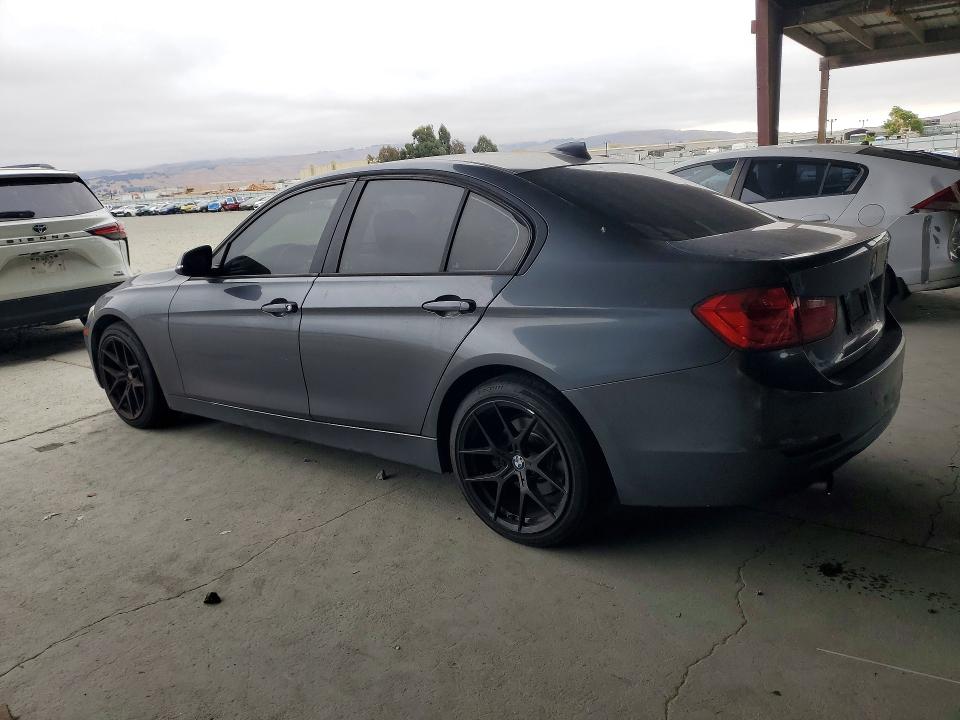 Photo 2 from auction – 2014 BMW 320 with VIN WBA3B1G55ENS80858