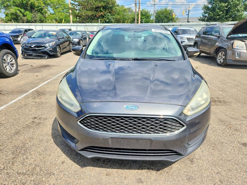 Photo 5 from auction – 2015 FORD FOCUS with VIN 1FADP3F29FL270185