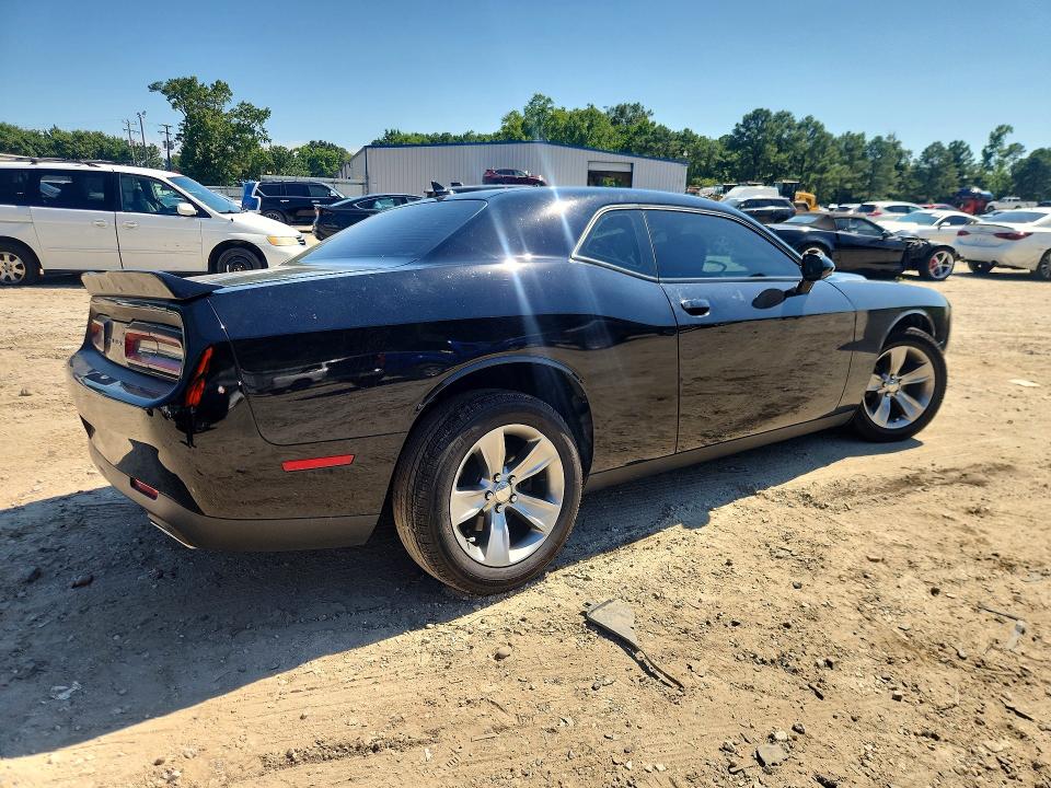 Снимка 3 от търг – 2019 DODGE CHALLENGER с VIN 2C3CDZAG6KH751916