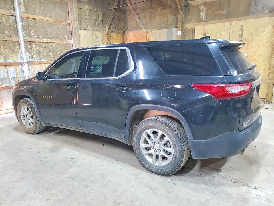 Photo 2 from auction – 2018 CHEVROLET TRAVERSE with VIN 1GNEVFKW2JJ201185