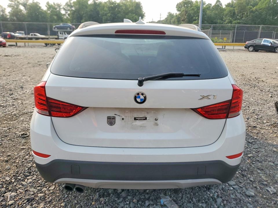 Photo 6 from auction – 2015 BMW X1 with VIN WBAVM1C57FVZ94274