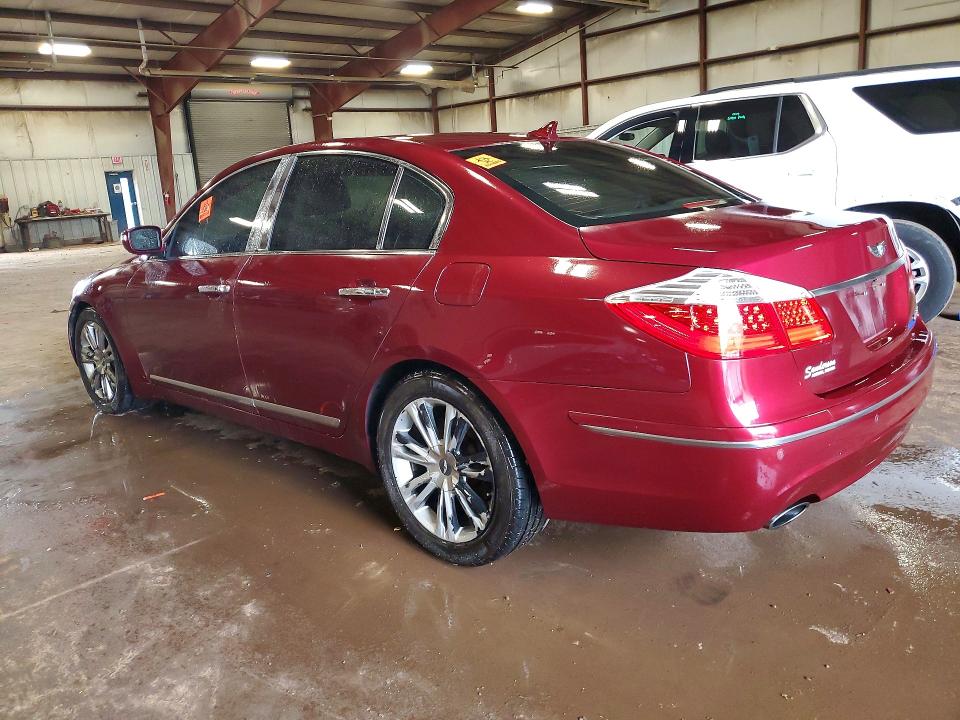 Photo 2 from auction – 2011 HYUNDAI GENESIS with VIN KMHGC4DF7BU139786