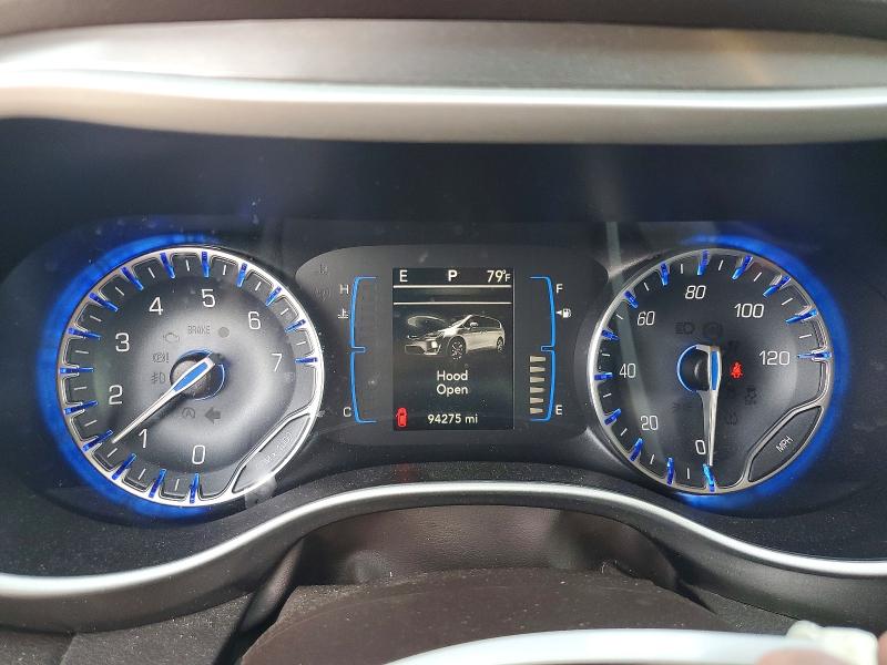 Photo 9 from auction – 2017 CHRYSLER PACIFICA with VIN 2C4RC1BG0HR839632