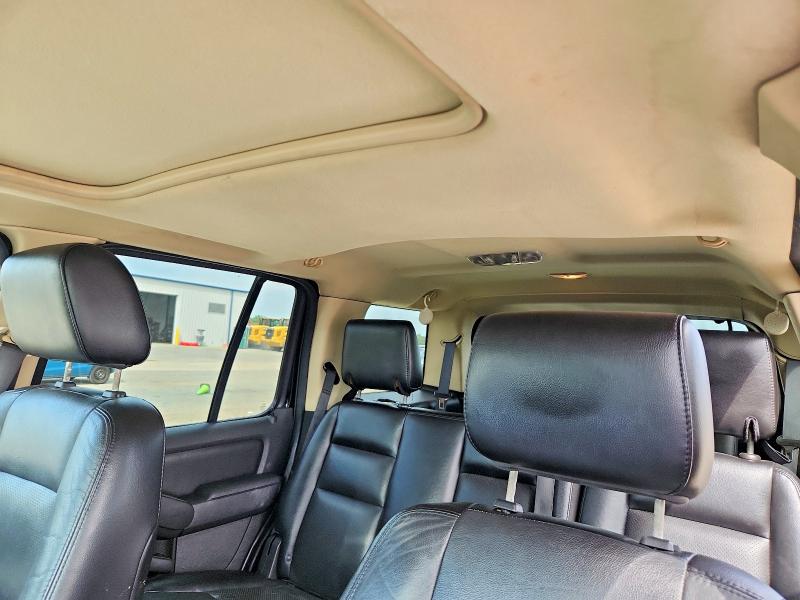 Photo 10 from auction – 2006 MERCURY MOUNTAINEER with VIN 4M2EU47E76UJ18853