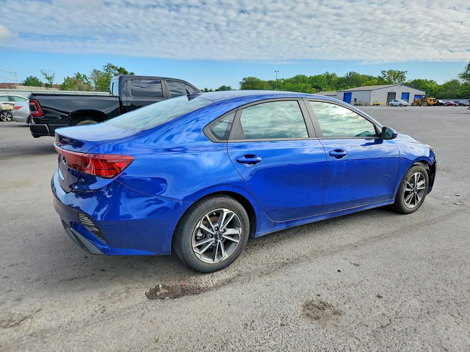 Photo 3 from auction – 2023 KIA FORTE with VIN 3KPF24AD9PE661802