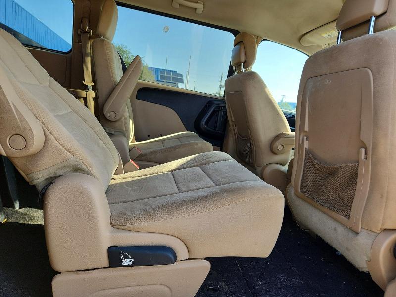 Photo 11 from auction – 2014 DODGE GRAND CARAVAN with VIN 2C4RDGCG7ER184038