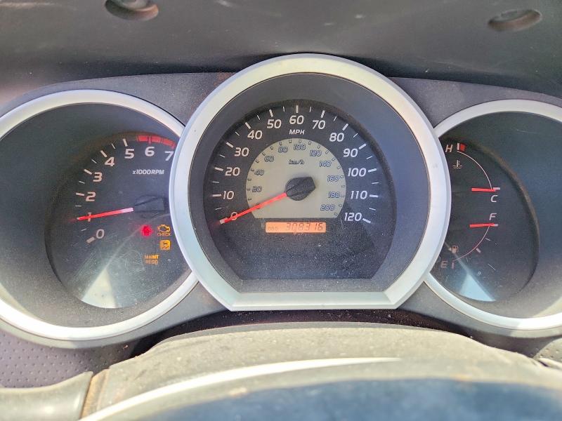 Photo 9 from auction – 2010 TOYOTA TACOMA with VIN 3TMJU4GN2AM096570