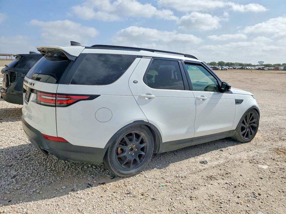 Photo 3 from auction – 2017 LAND ROVER DISCOVERY with VIN SALRHBBV5HA026709