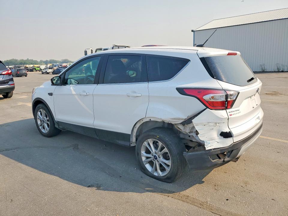 Photo 2 from auction – 2017 FORD ESCAPE with VIN 1FMCU9GD0HUA69804