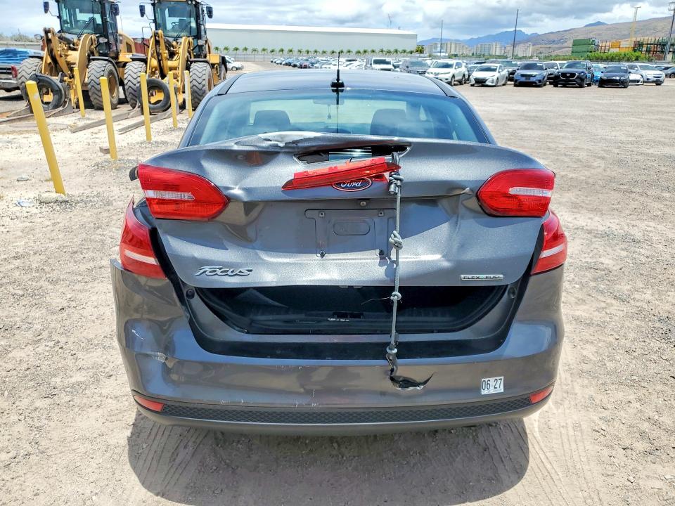 Photo 6 from auction – 2015 FORD FOCUS with VIN 1FADP3E22FL247445