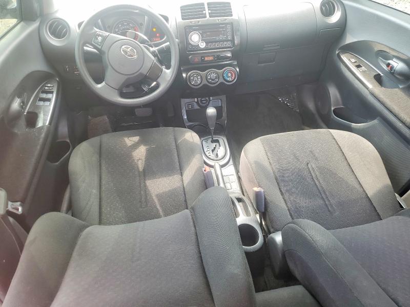 Photo 8 from auction – 2010 TOYOTA SCION with VIN JTKKU4B49AJ054745