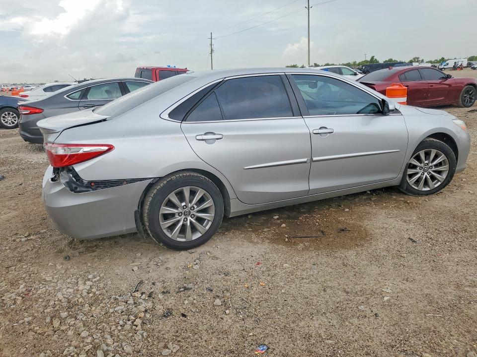 Photo 3 from auction – 2015 TOYOTA CAMRY with VIN 4T1BF1FK6FU988680