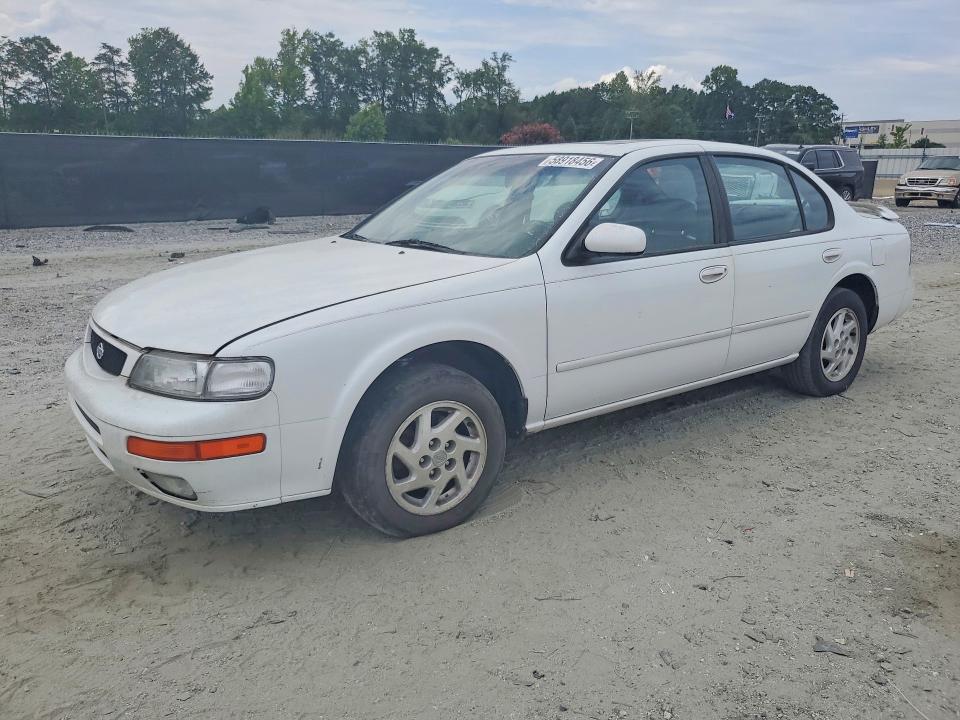 1995 NISSAN 810/MAXIMA