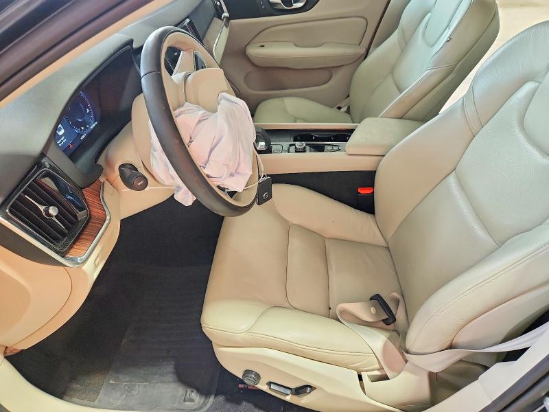 Photo 7 from auction – 2022 VOLVO S60 with VIN 7JRL12TZ4NG154209