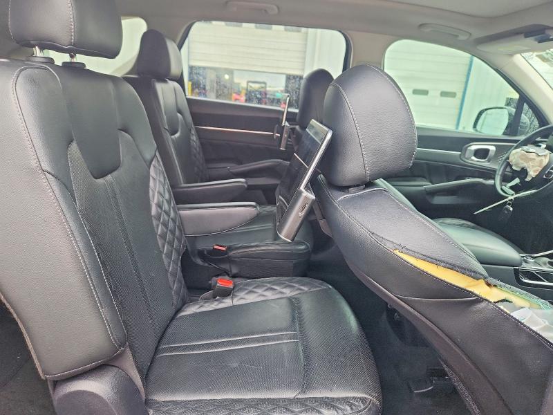 Photo 11 from auction – 2021 KIA SORENTO with VIN 5XYRK4LF1MG050608