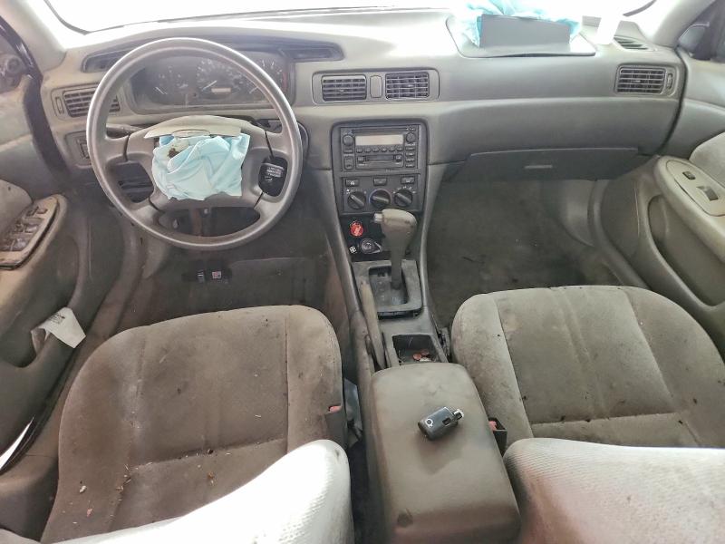 Photo 8 from auction – 2001 TOYOTA CAMRY with VIN 4T1BG22K41U042823