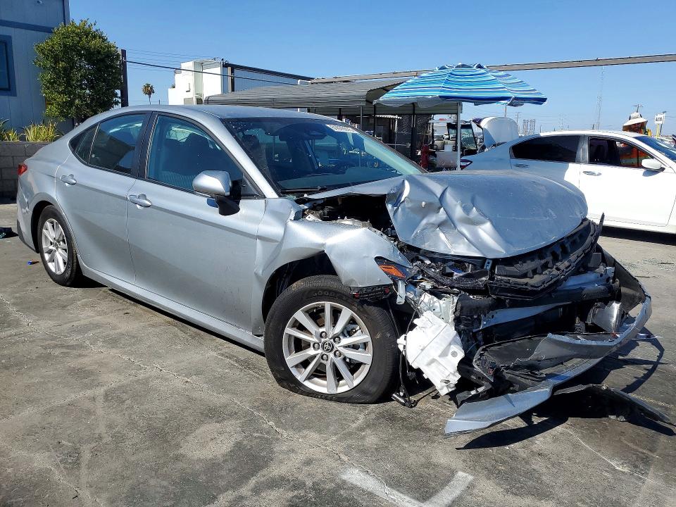 Photo 4 from auction – 2025 TOYOTA CAMRY with VIN 4T1DAACK7SU097030