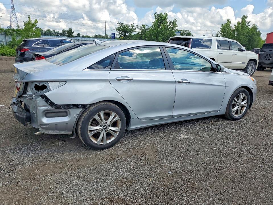 Photo 3 from auction – 2013 HYUNDAI SONATA with VIN 5NPEC4AC5DH532219