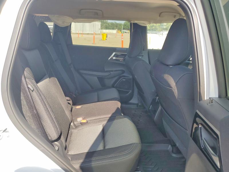 Photo 10 from auction – 2026 MITSUBISHI OUTLANDER with VIN JA4J3UAB4TZ037940
