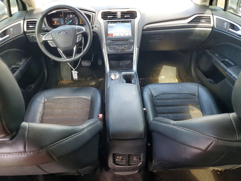 Zdjęcie 8 z aukcji – 2017 FORD FUSION z VIN 3FA6P0HD6HR393100