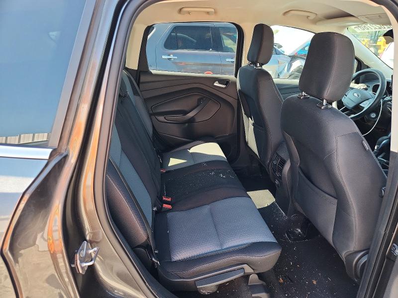 Photo 11 from auction – 2018 FORD ESCAPE with VIN 1FMCU9GD0JUC11770