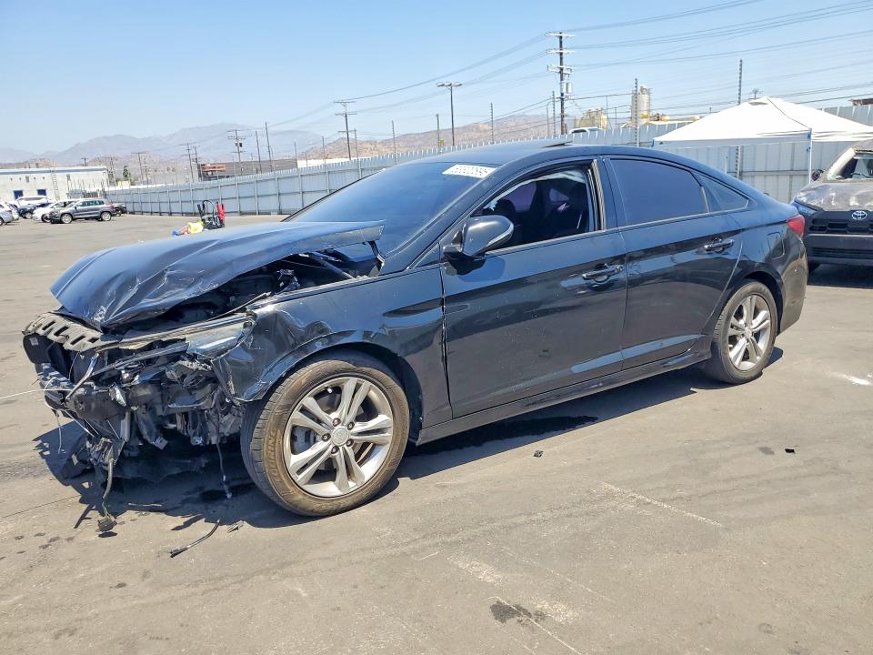 HYUNDAI SONATA 2018 with VIN 5NPE34AF7JH672729 - Photo from auction