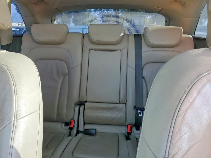 Foto 10 de la subasta – 2010 AUDI Q5 con VIN WA1CKAFP7AA032628