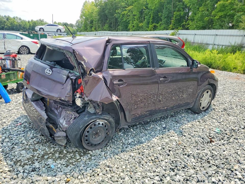 Photo 3 from auction – 2010 SCION XD with VIN JTKKU4B44A1005405