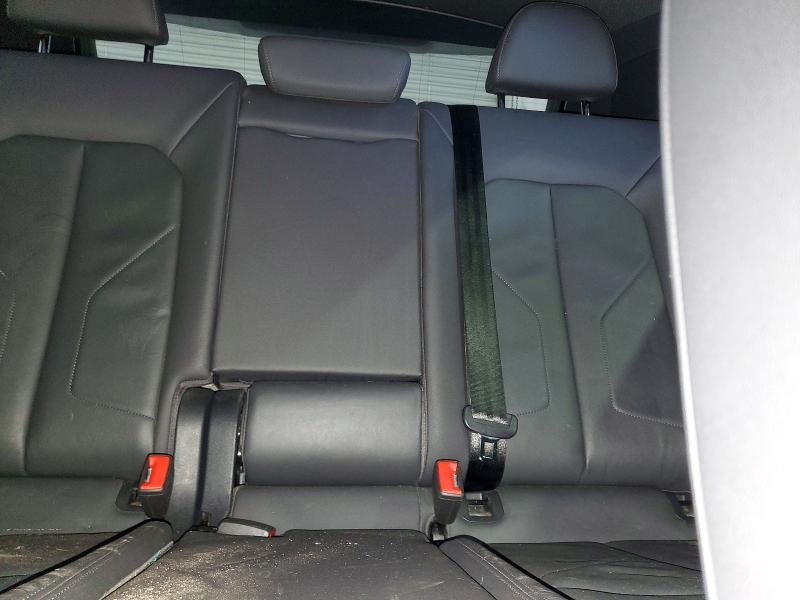 Photo 10 from auction – 2019 AUDI Q3 with VIN WA1AECF34K1076739