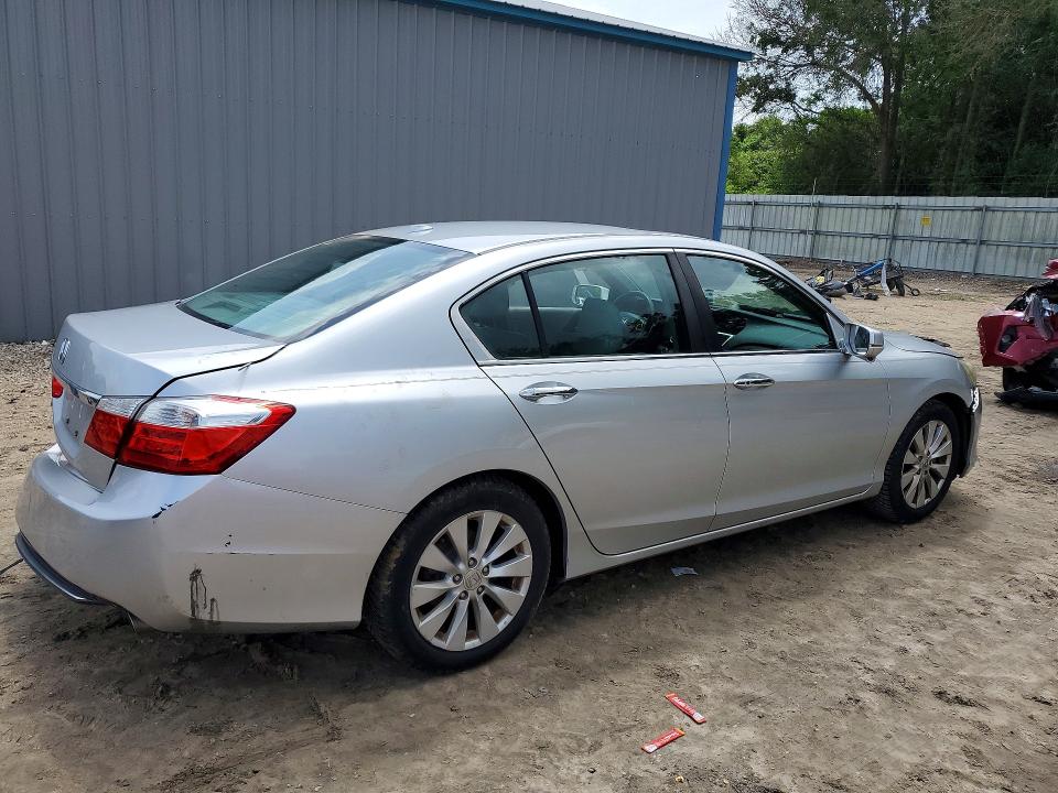 Photo 3 from auction – 2013 HONDA ACCORD with VIN 1HGCR2F88DA056247