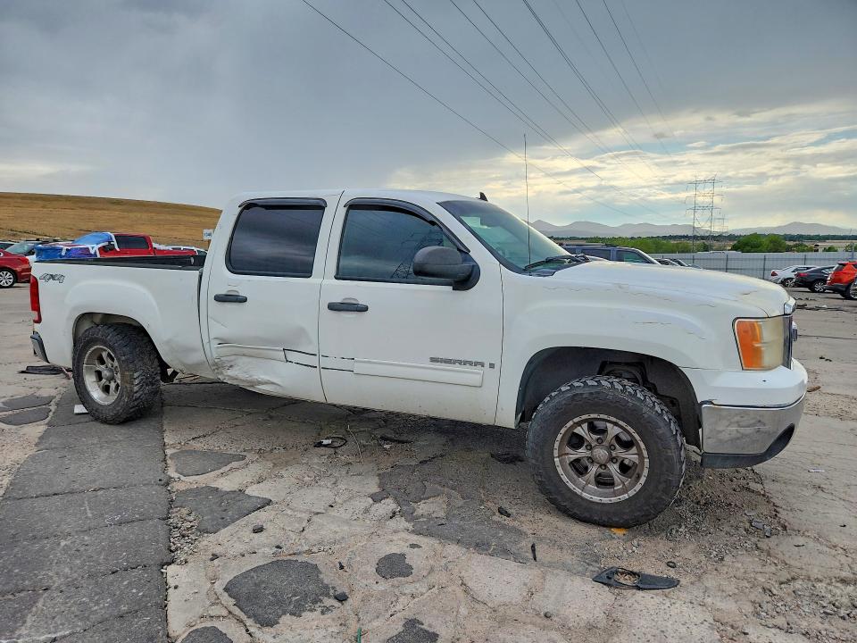 Zdjęcie 4 z aukcji – 2008 GMC SIERRA z VIN 3GTEK13JX8G297909