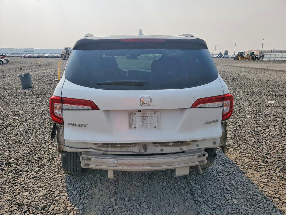 Photo 6 from auction – 2021 HONDA PILOT with VIN 5FNYF6H11MB020640