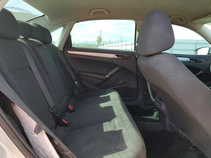 Photo 10 from auction – 2017 VOLKSWAGEN PASSAT with VIN 1VWAT7A34HC045365