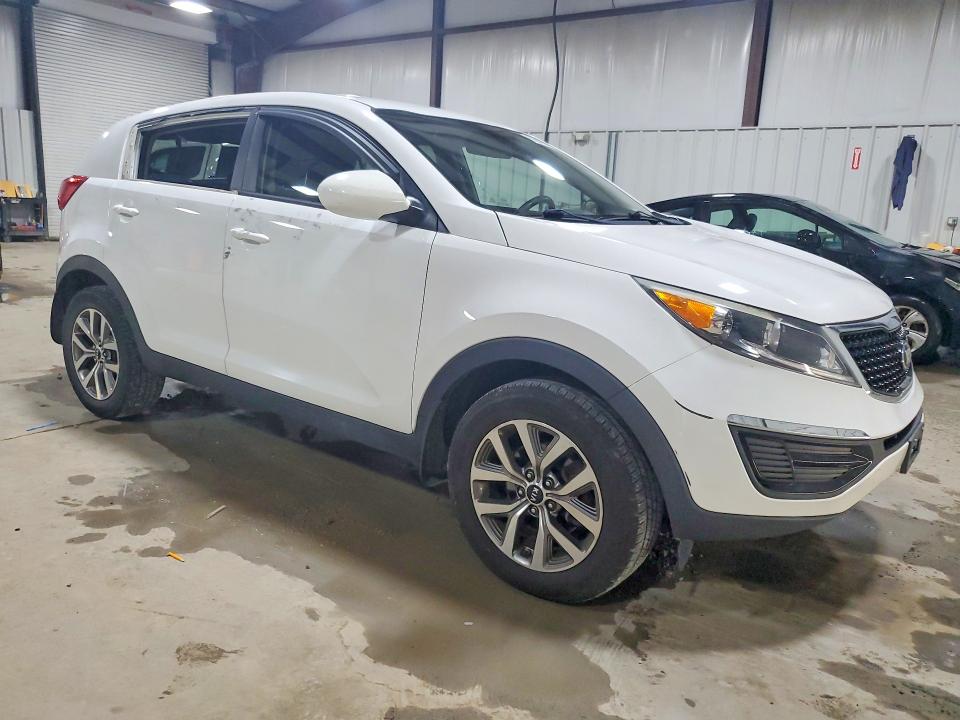 Photo 4 from auction – 2014 KIA SPORTAGE with VIN KNDPB3AC4E7574151