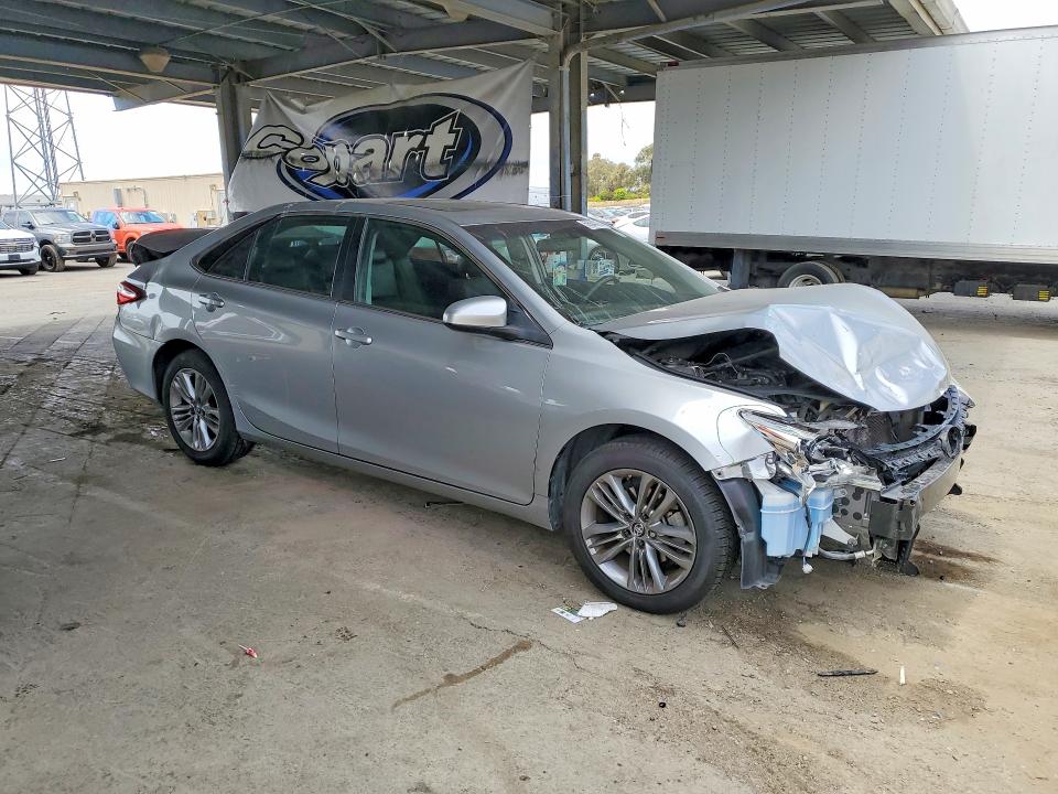 Photo 4 from auction – 2017 TOYOTA CAMRY with VIN 4T1BF1FK3HU311329