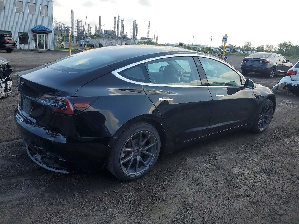 Photo 3 from auction – 2018 TESLA MODEL 3 with VIN 5YJ3E1EA2JF171468