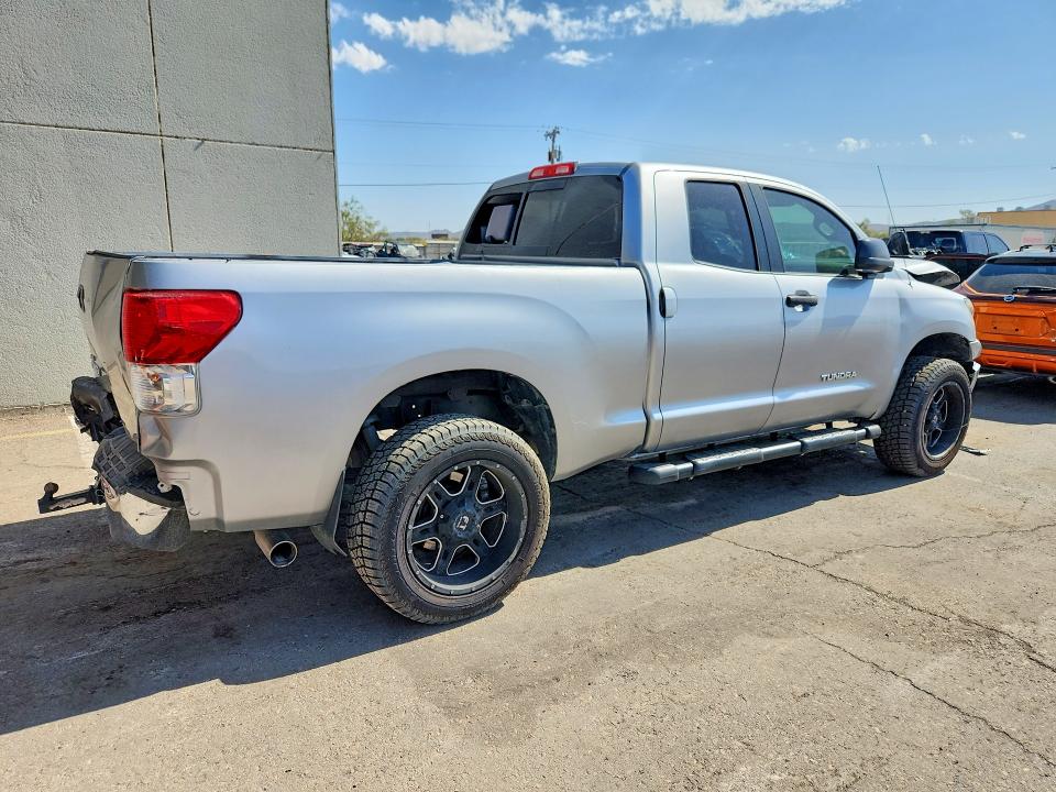 Photo 3 from auction – 2012 TOYOTA TUNDRA with VIN 5TFRM5F16CX045643