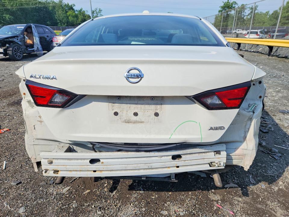 Photo 6 from auction – 2019 NISSAN ALTIMA with VIN 1N4BL4BW3KC217848