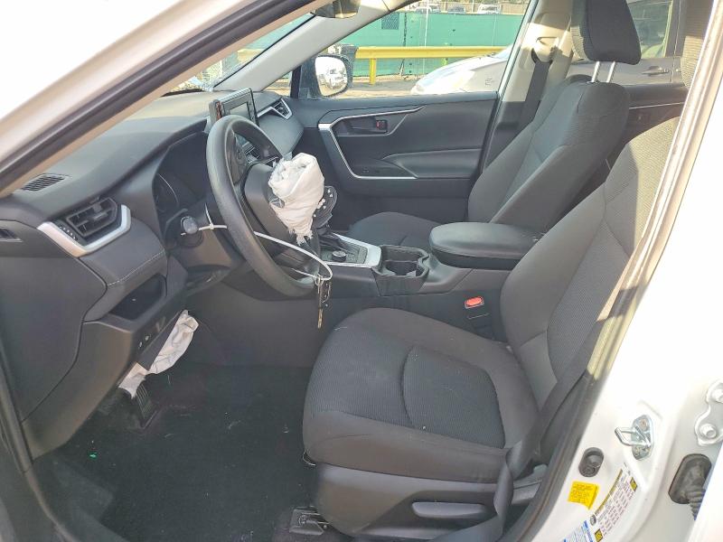 Photo 7 from auction – 2021 TOYOTA RAV4 with VIN 4T3LWRFV9MU044003