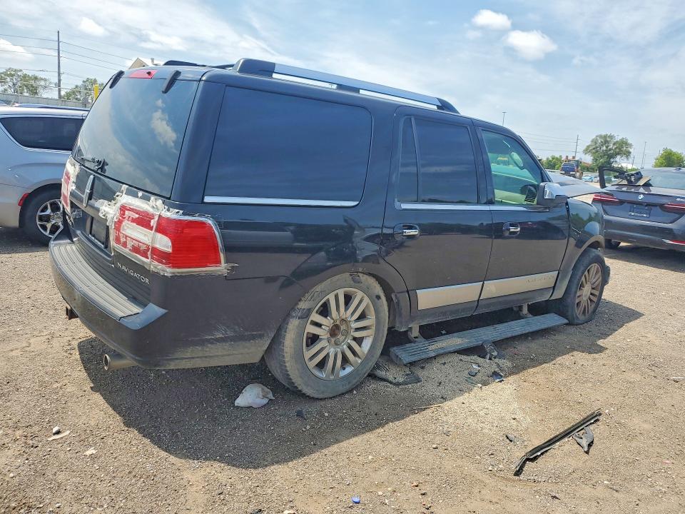 Photo 3 from auction – 2008 LINCOLN NAVIGATOR with VIN 5LMFU28588LJ21601
