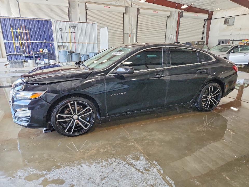 CHEVROLET MALIBU 2020 with VIN 1G1ZD5ST3LF052586 - Photo from auction