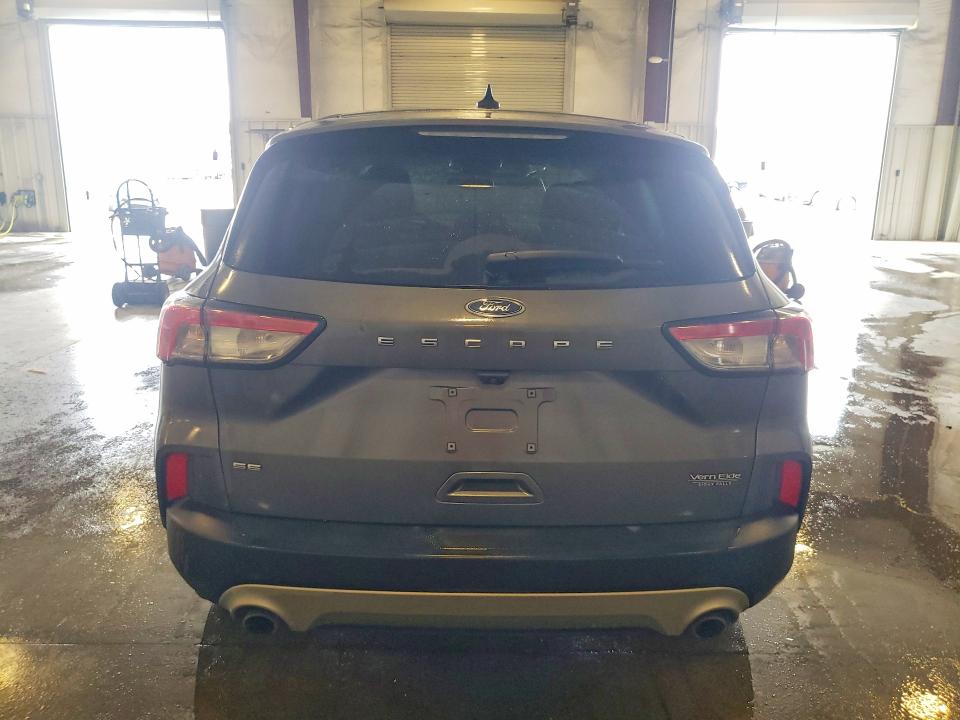 Photo 6 from auction – 2022 FORD ESCAPE with VIN 1FMCU0G69NUB87942