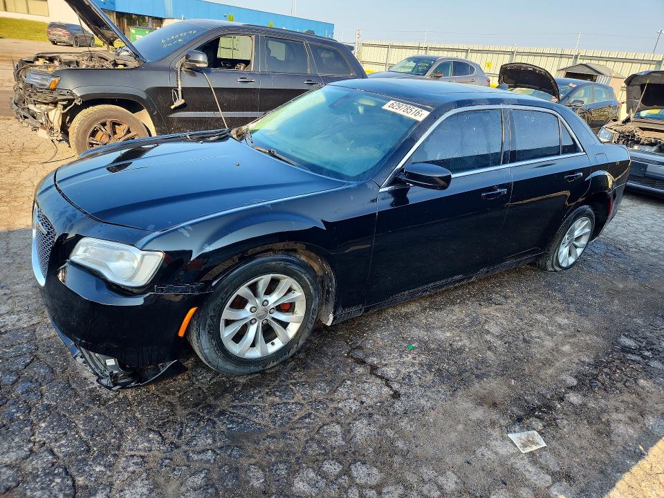 CHRYSLER 300 2016 with VIN 2C3CCAAG9GH116751 - Photo from auction