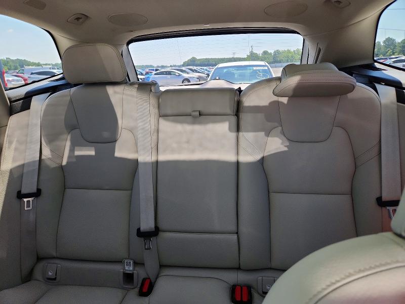 Photo 10 from auction – 2025 VOLVO XC60 with VIN YV4H60RC9S1104351